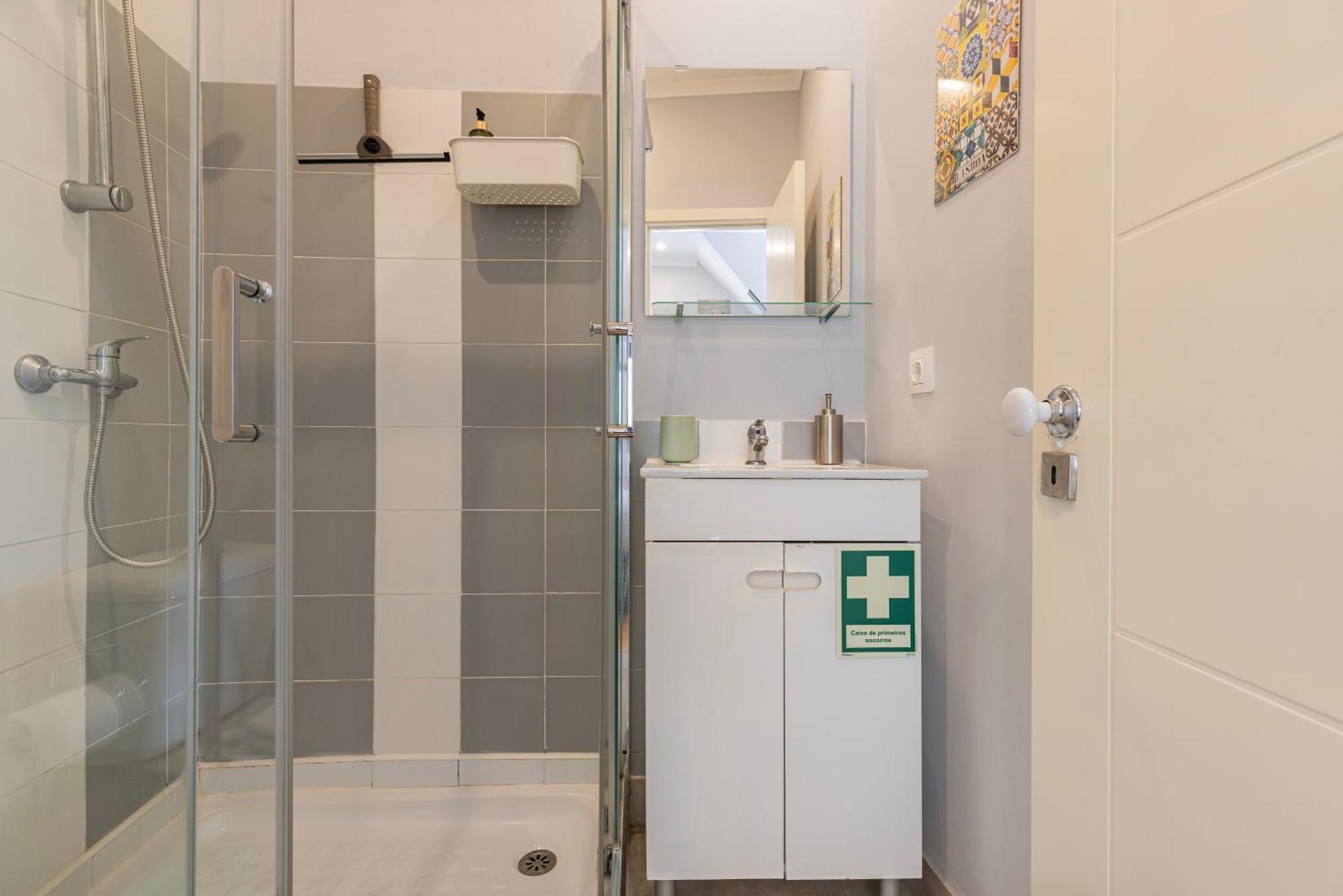 Apartment Castelo Village By Lovelystay Lisbon